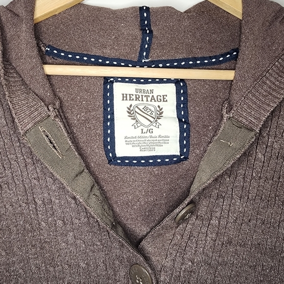 Urban Heritage Sweater Button Large Hooded Brown - Picture 3 of 3